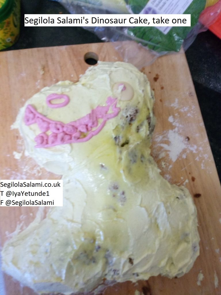 How to NOT decorate a dinosaur cake using buttercream frosting